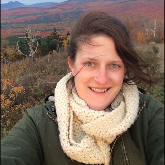 Meet your Posher, Megan - Picture 1 of 1